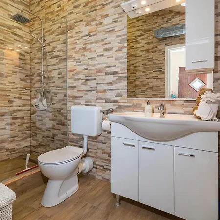 Lovely In Appartement